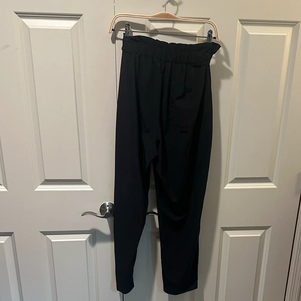 Athleta Black Cropped Tie-Waist Ankle Pants - Picture 5 of 6
